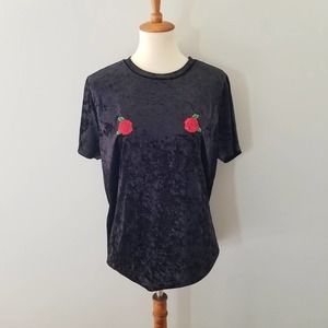 Forever 21 Velvet Rose Embroidery Tee